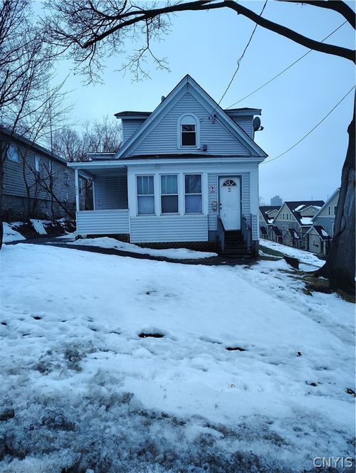 202 Union Ave, Syracuse, NY, 13203-1746 | Card Image