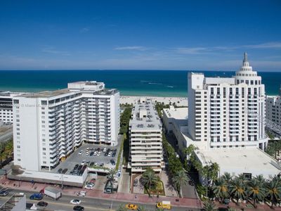 215 - 1623 Collins Ave, Condo with 2 bedrooms, 2 bathrooms and null parking in Miami Beach FL | Image 1