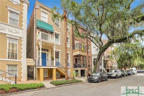 16 E Taylor Street, Savannah, GA, 31401 | Card Image