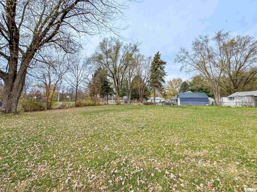 1606 N Boyd Ave, Peoria, IL, 61604-4308 | Card Image