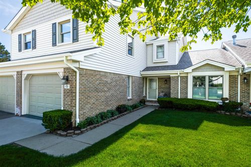 674 Summit Ridge Dr, Milford, MI, 48381-1679 | Card Image