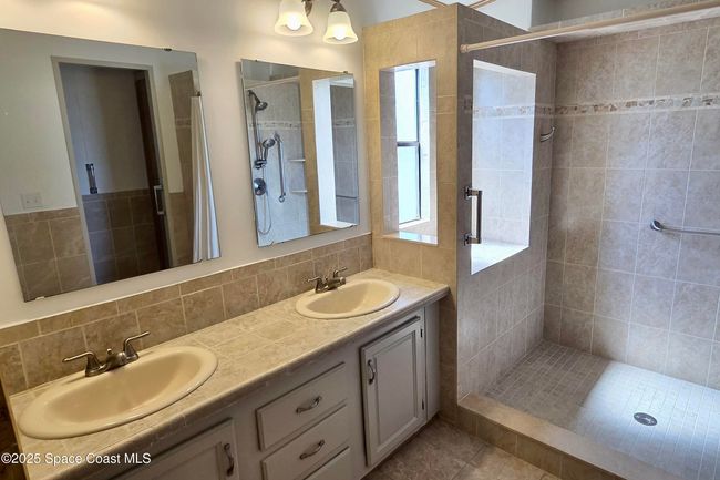 499 Marlin Cir, House other with 2 bedrooms, 2 bathrooms and null parking in Barefoot Bay FL | Image 15