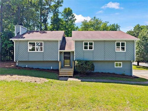 4899 Hawk Trl Ne, Marietta, GA, 30066-1519 | Card Image