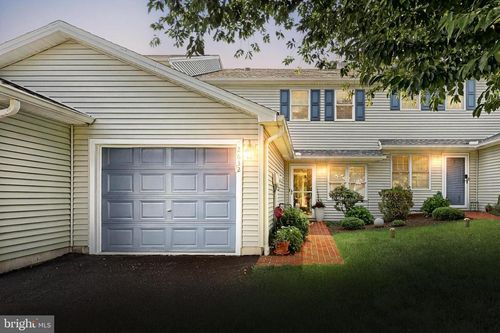 11-2632 Grandview Park Dr, YORK, PA, 17408-1479 | Card Image