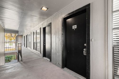 apt-204-320 E 4th St, Arlington, TX, 76010-7359 | Card Image