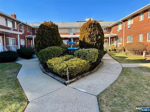 1315 Anderson Ave, Fort Lee, NJ, 07024-1769 | Card Image