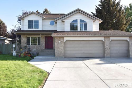 193 Colonial Way, Idaho Falls, ID, 83404-7964 | Card Image