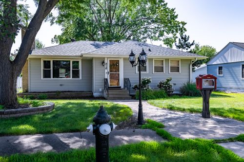 210 5th Ave S, Onalaska, WI, 54650-2926 | Card Image