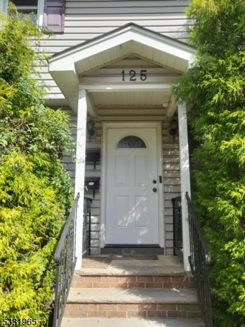 125 Jerome Ave, South Bound Brook, NJ, 08880-1110 | Card Image