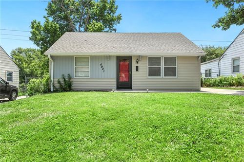 4921 Crest Drive, Kansas City, KS, 66106 | Card Image