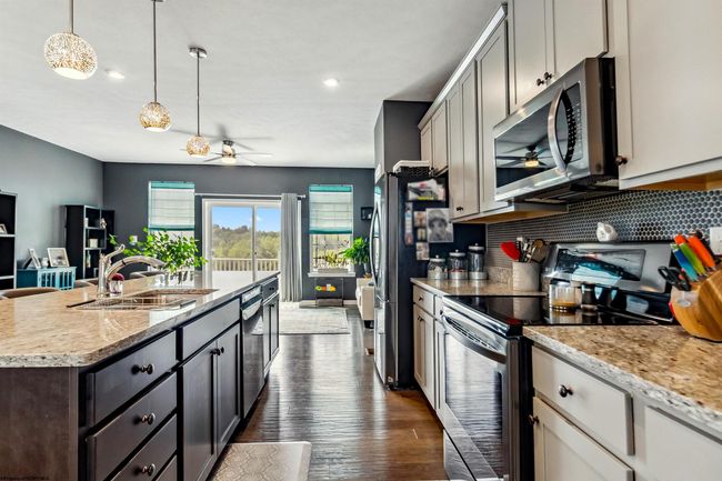 230 Tide Way, Townhouse with 3 bedrooms, 4 bathrooms and 2 parking in Morgantown WV | Image 9