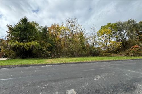 21 Haven Point Dr, Neshannock Twp, PA, 16105 | Card Image