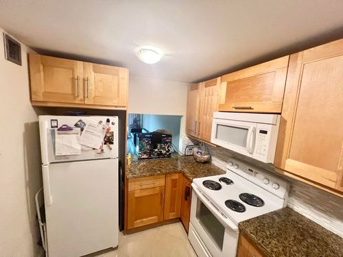 202-9430 Tangerine Pl, Davie, FL, 33324-4473 | Card Image