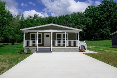 1600 Anna Maria Ln, Cookeville, TN, 38501-2752 | Card Image