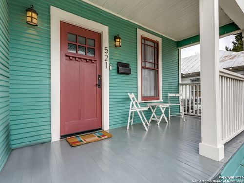 521 N Palmetto, San Antonio, TX, 78202-2348 | Card Image