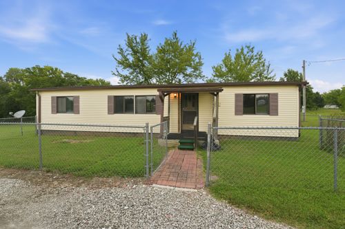 11071 N Highway Vv, Columbia, MO, 65202-7579 | Card Image