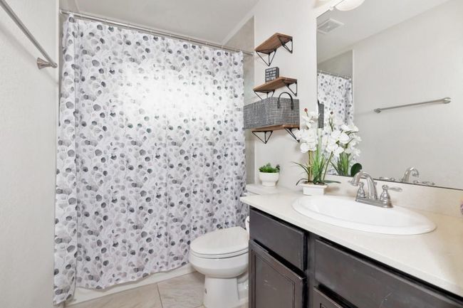 2nd Full Bathroom | Image 28