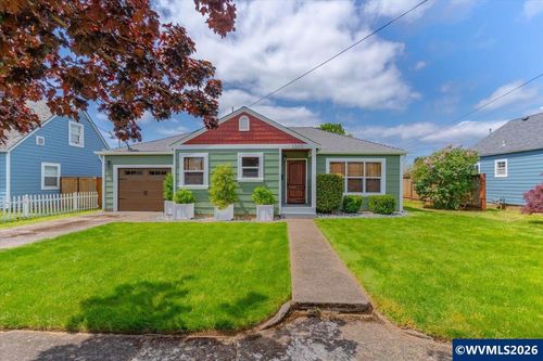 1309 Se Howe St, Dallas, OR, 97338-2626 | Card Image