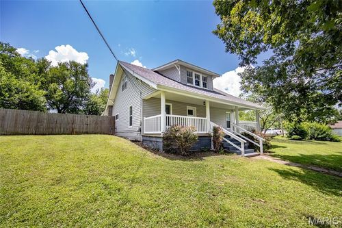 813 E 3rd St, Salem, MO, 65560-2608 | Card Image