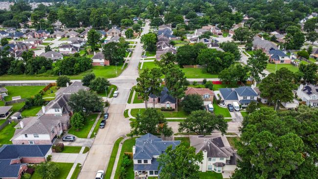 23803 Spring Way Dr, House other with 4 bedrooms, 2 bathrooms and 2 parking in Spring TX | Image 40