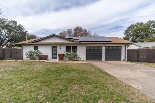 5000 Winding Trl, Austin, TX, 78745-1552 | Card Image