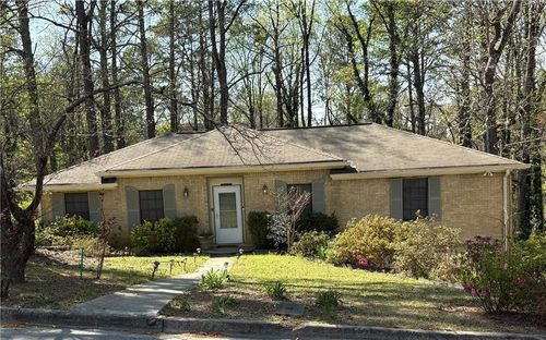 3211 Flamingo Dr, East Point, GA, 30344-5325 | Card Image