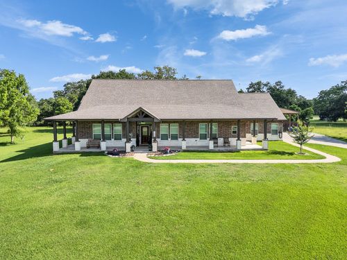 155 Horse Shoe Trl, Angleton, TX, 77515-7185 | Card Image