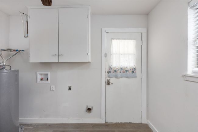 2255 Old Colony Line Rd, House other with 3 bedrooms, 2 bathrooms and 4 parking in Lockhart TX | Image 25