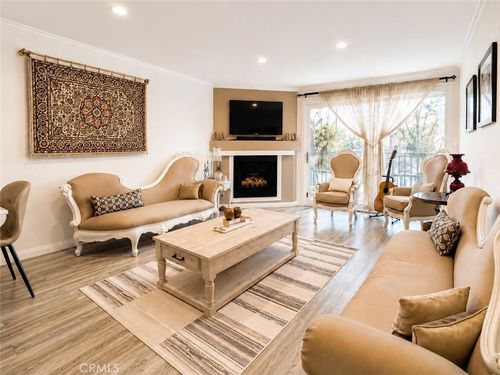 207-5565 Canoga Ave, Woodland Hills, CA, 91364 | Card Image