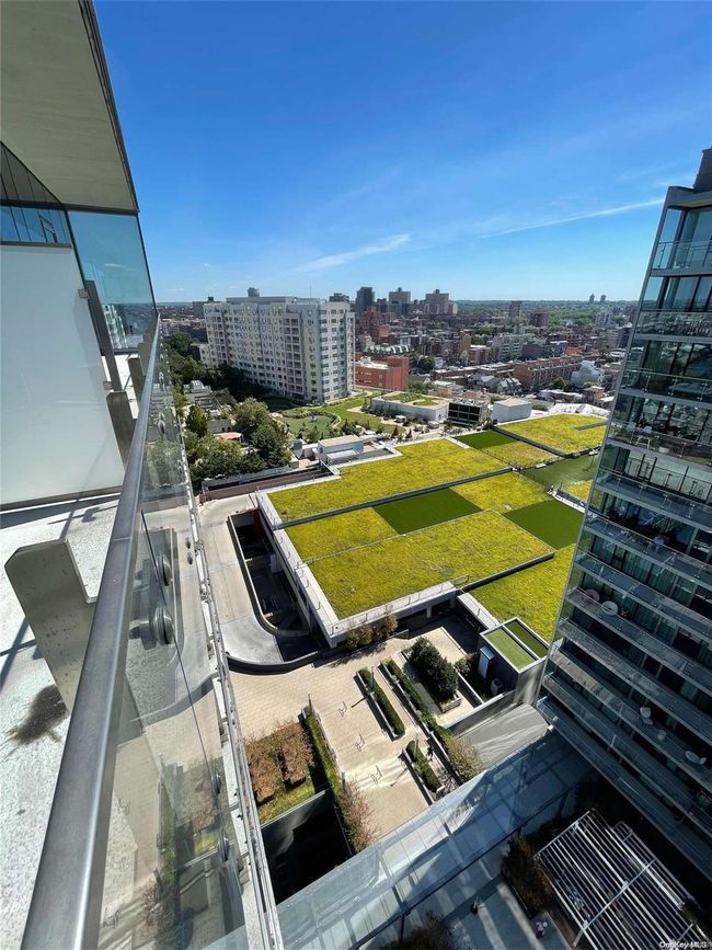 PH1T - 131-05 40 Th Rd, Condo with 0 bedrooms, 1 bathrooms and null parking in Flushing NY | Image 6