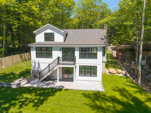 39 Lakeview Dr, Nottingham, NH, 03290-4929 | Card Image