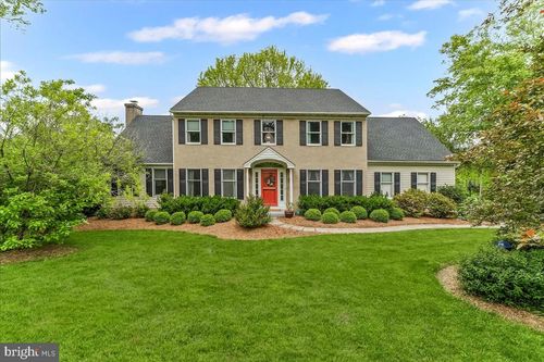 11 White Oak Dr, WEST GROVE, PA, 19390-9177 | Card Image