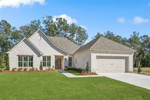 1613 Sweet Pea Ct, Madisonville, LA, 70447-3452 | Card Image