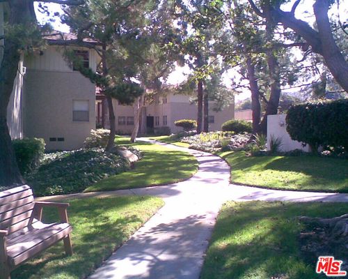 unit-4-5832 Bowcroft St, LOS ANGELES, CA, 90016-4928 | Card Image