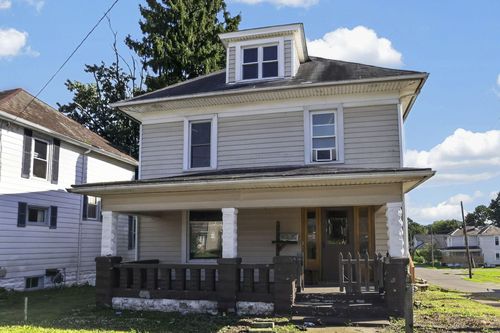573 E Main St, Newark, OH, 43055-6621 | Card Image