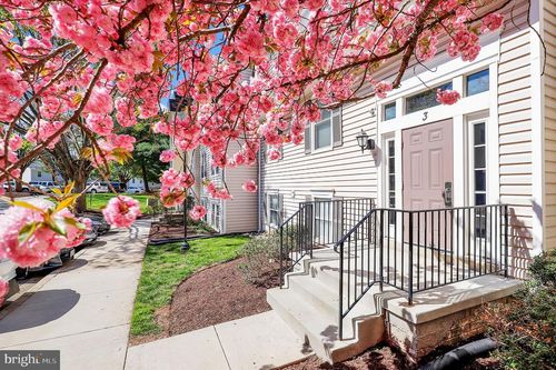 202-3 Pickering Ct, GERMANTOWN, MD, 20874-3871 | Card Image