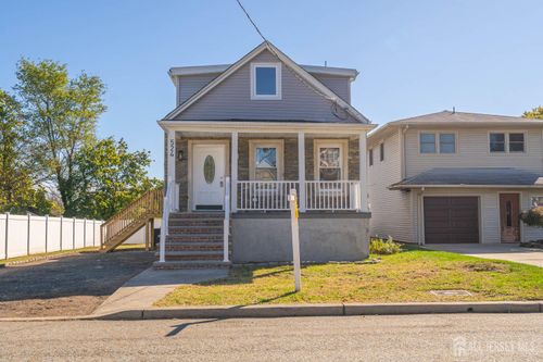 524 Bamford Ave, Woodbridge, NJ, 07095-3708 | Card Image