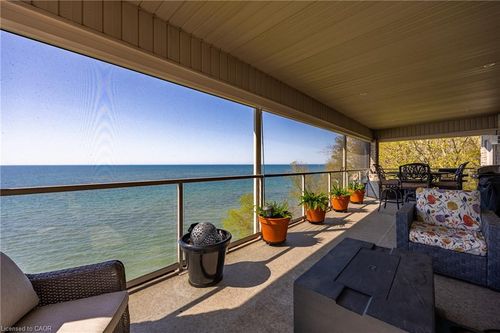 140 Brown St, Port Dover, ON, N0A1N7 | Card Image