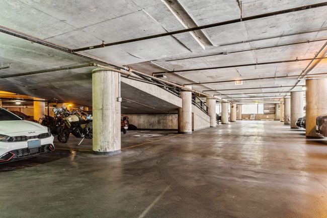 UNIT-505 - 320 E 21 St St, Condo with 2 bedrooms, 2 bathrooms and 1 parking in Chicago IL | Image 32