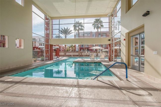 Indoor/outdoor community pool | Image 27