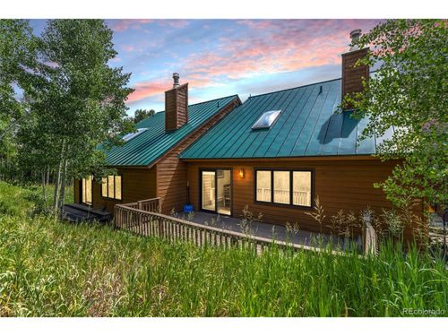 132 Burgundy Cir, Silverthorne, CO, 80498-5348 | Card Image