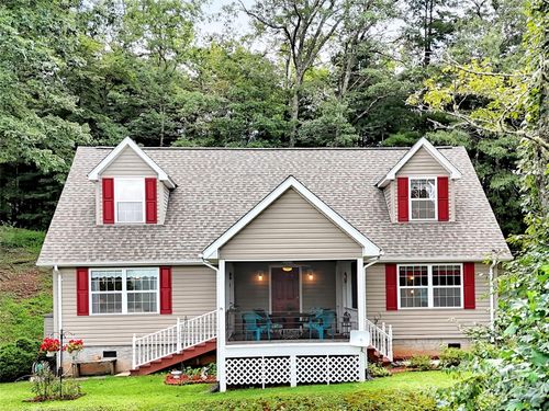 562 Beechwood Dr, Sylva, NC, 28779-6633 | Card Image