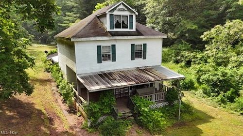 20920 County Road 9, New Matamoras, OH, 45767-6411 | Card Image