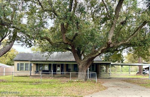 900 Poinciana Ave, Mamou, LA, 70554-2204 | Card Image
