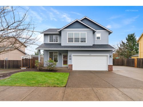 910 Ne 4th Ave, Hillsboro, OR, 97124 | Card Image