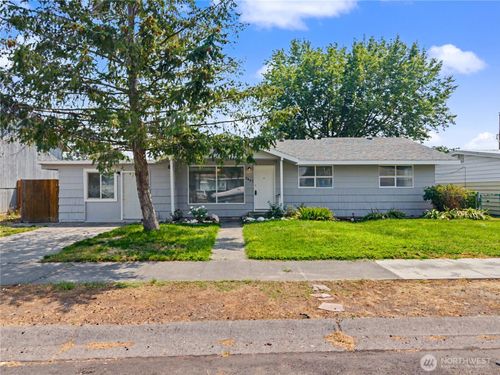 2607 W Texas St, Moses Lake, WA, 98837-2858 | Card Image