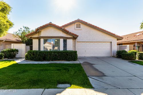 8829 E Riviera Dr, Scottsdale, AZ, 85260-8615 | Card Image