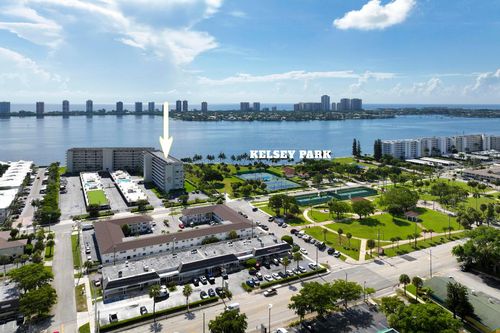 817-801 Lake Shore Dr, Lake Park, FL, 33403-2938 | Card Image