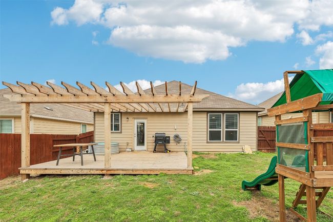 397 Bayberry Cir, House other with 3 bedrooms, 2 bathrooms and null parking in Buda TX | Image 38