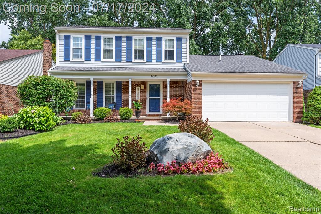 Lansdowne Dr, Westland, MI 48185